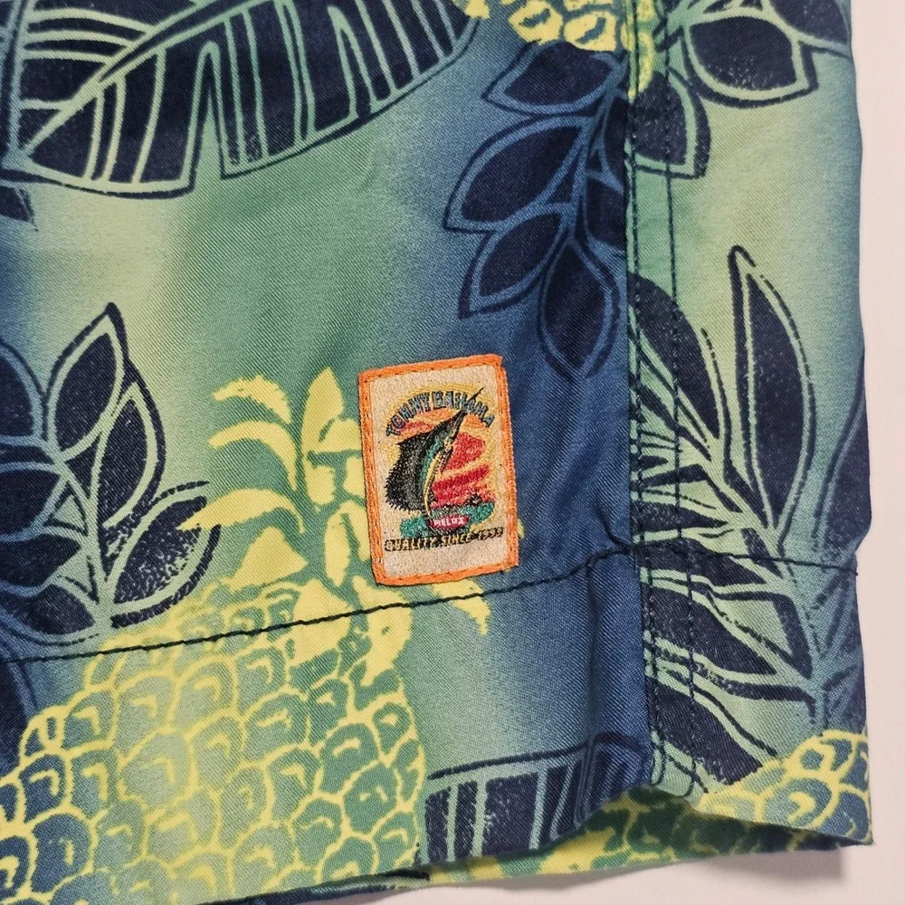 Tommy Bahama Mens Blue Green Pineapple Tropical Print Swim Trunks Mesh Lined L